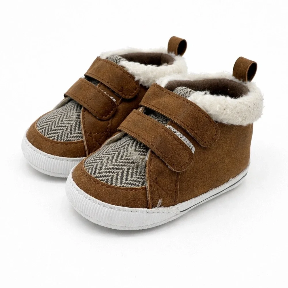 Cat & Jack Baby Boy Sherpa Lined Sneaker Boots Brown Herringbone Size 0-3M NWOT